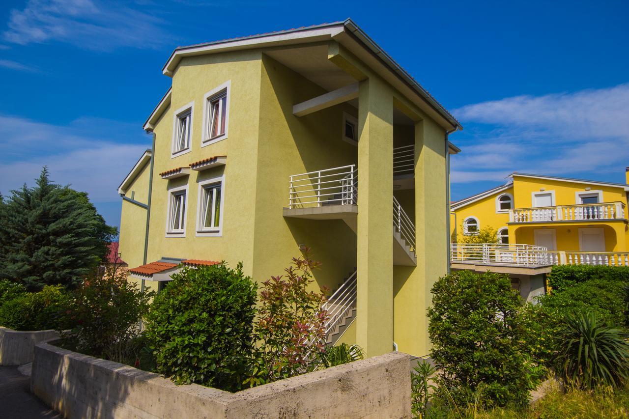 Apartments Claudia Цриквеница Экстерьер фото