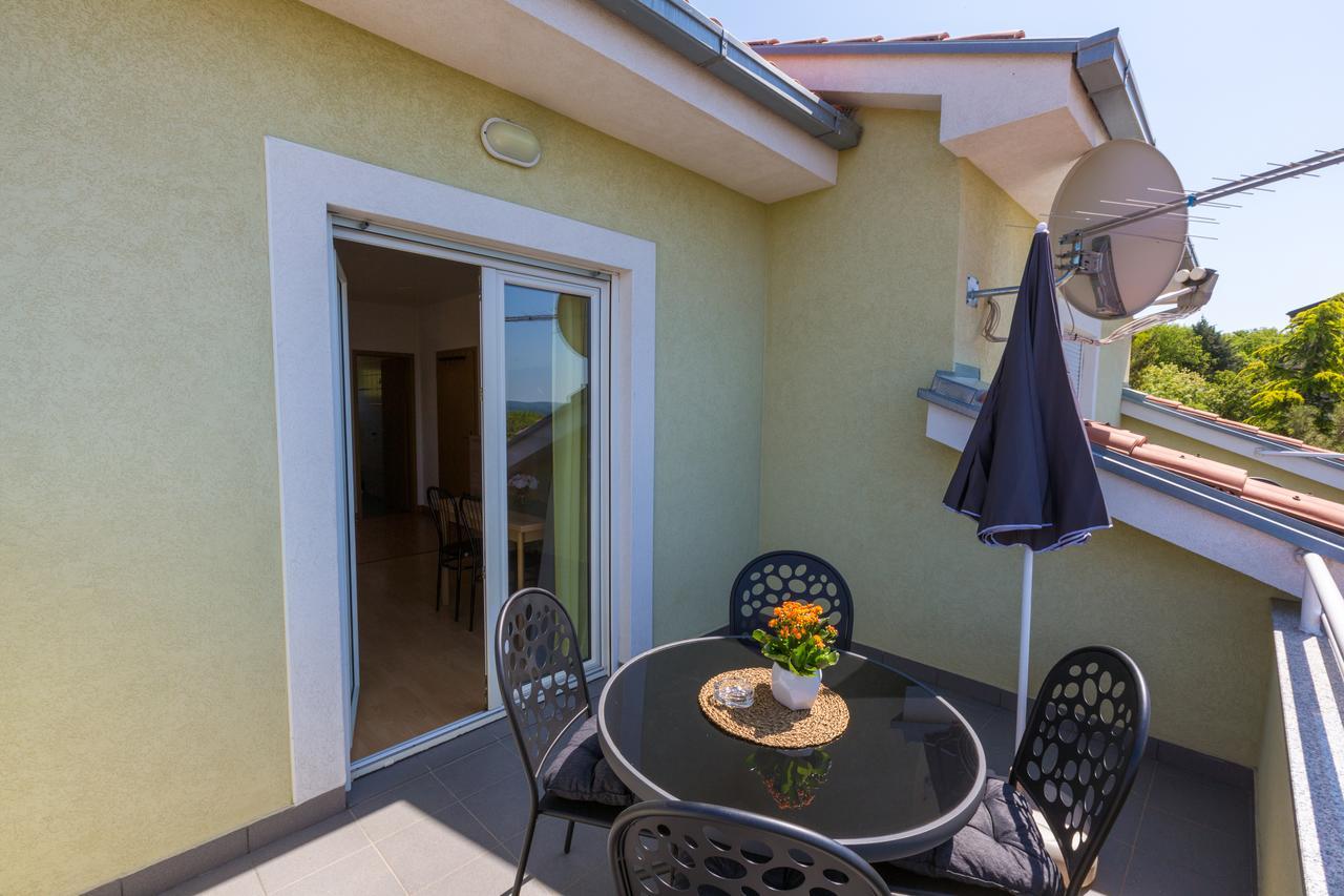 Apartments Claudia Цриквеница Экстерьер фото